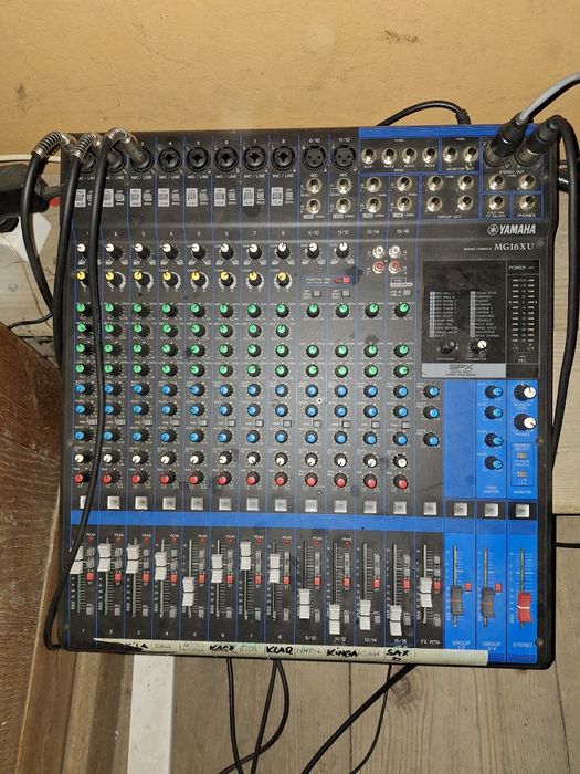 Mixer Yamaha MG16XU
