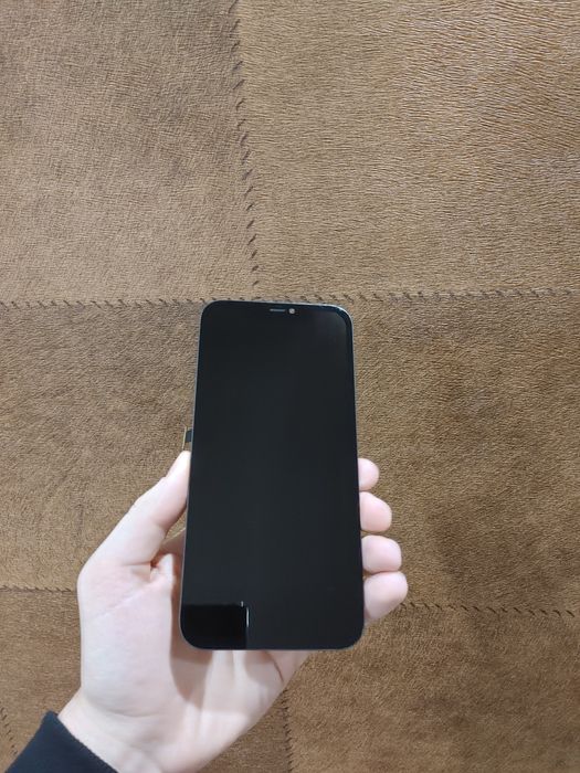 Дисплей iPhone 12 pro max без нюансов, всё работает