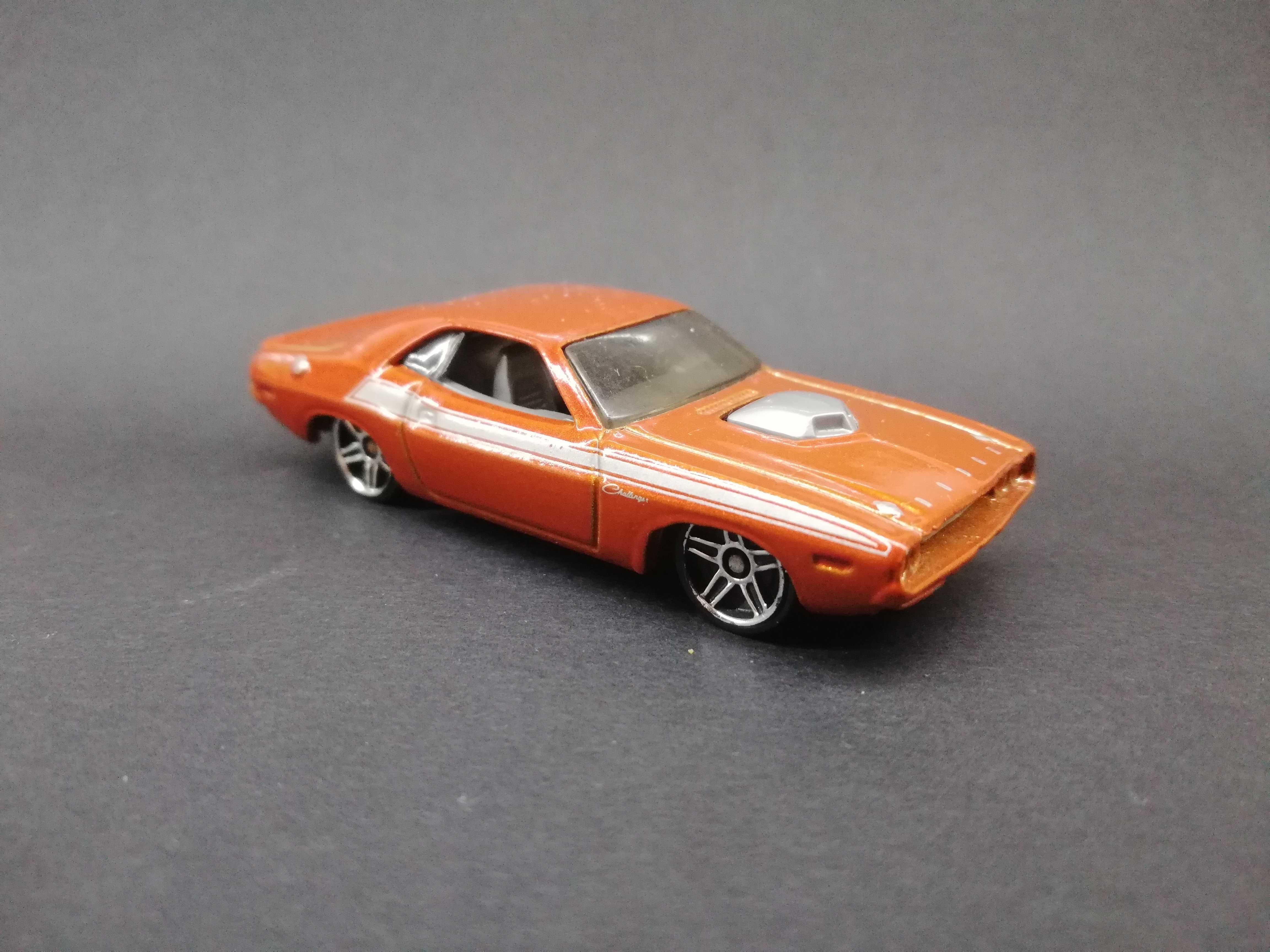 Resorak Hot Wheels '70 Dodge Challenger (2008)