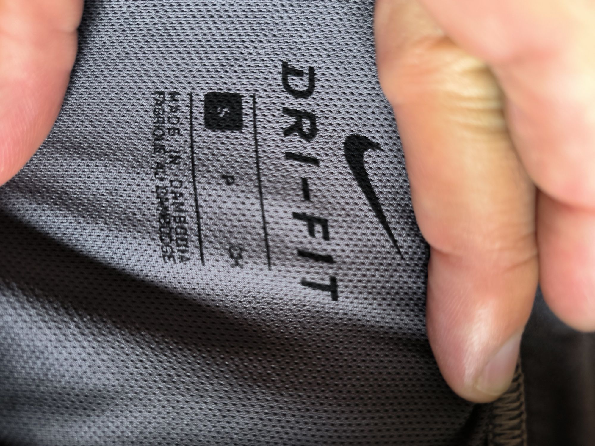 Calções Nike Dri Fit cinzentos