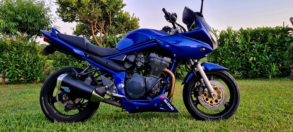 Suzuki bandit gsf 600s impecável pintada há 2 anos