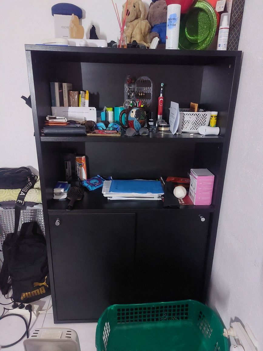 Movel em bom estado