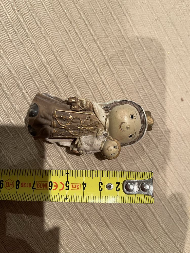 Vendo estatuetas pequnas
