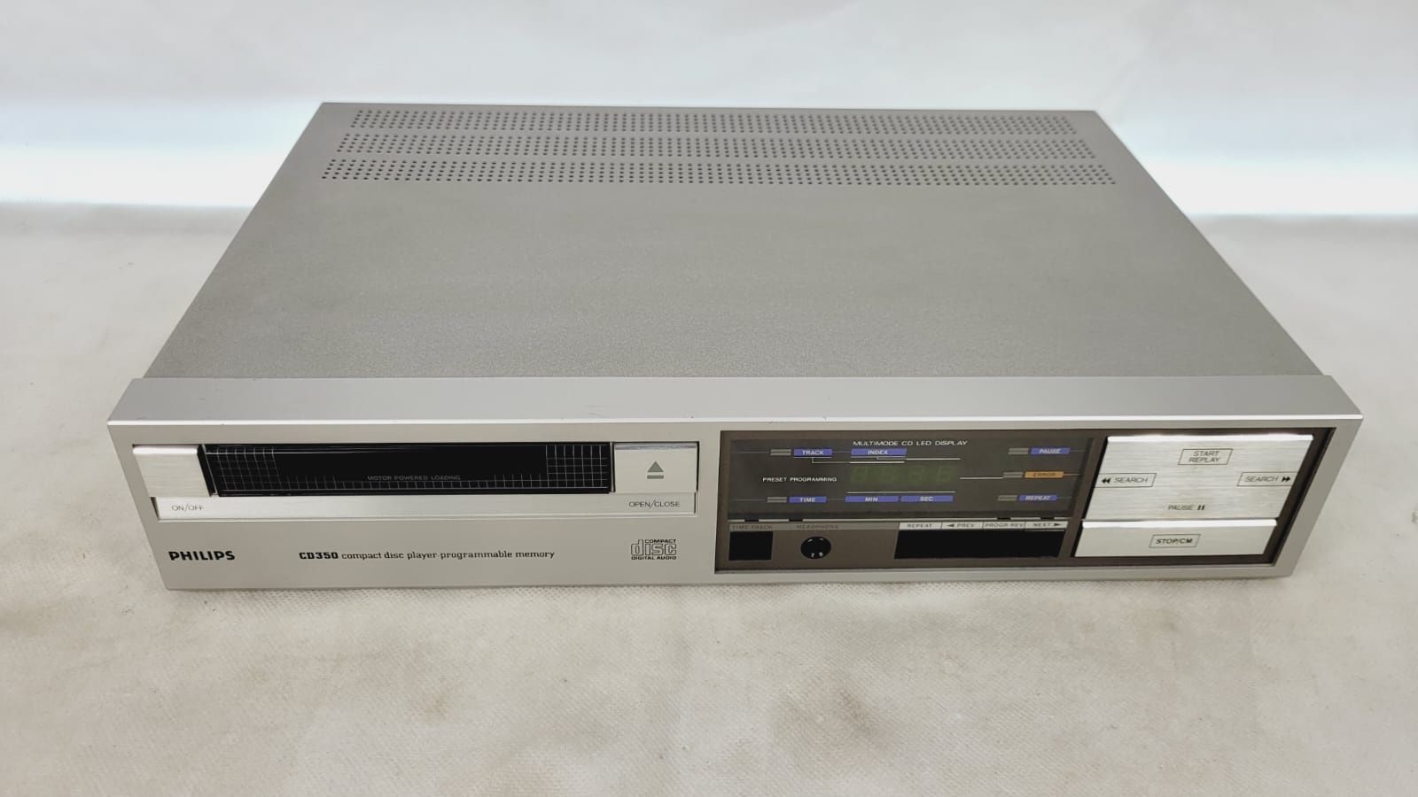 Klasyk Audiofilski Philips CD 350 srebrny 1985r cdm 2