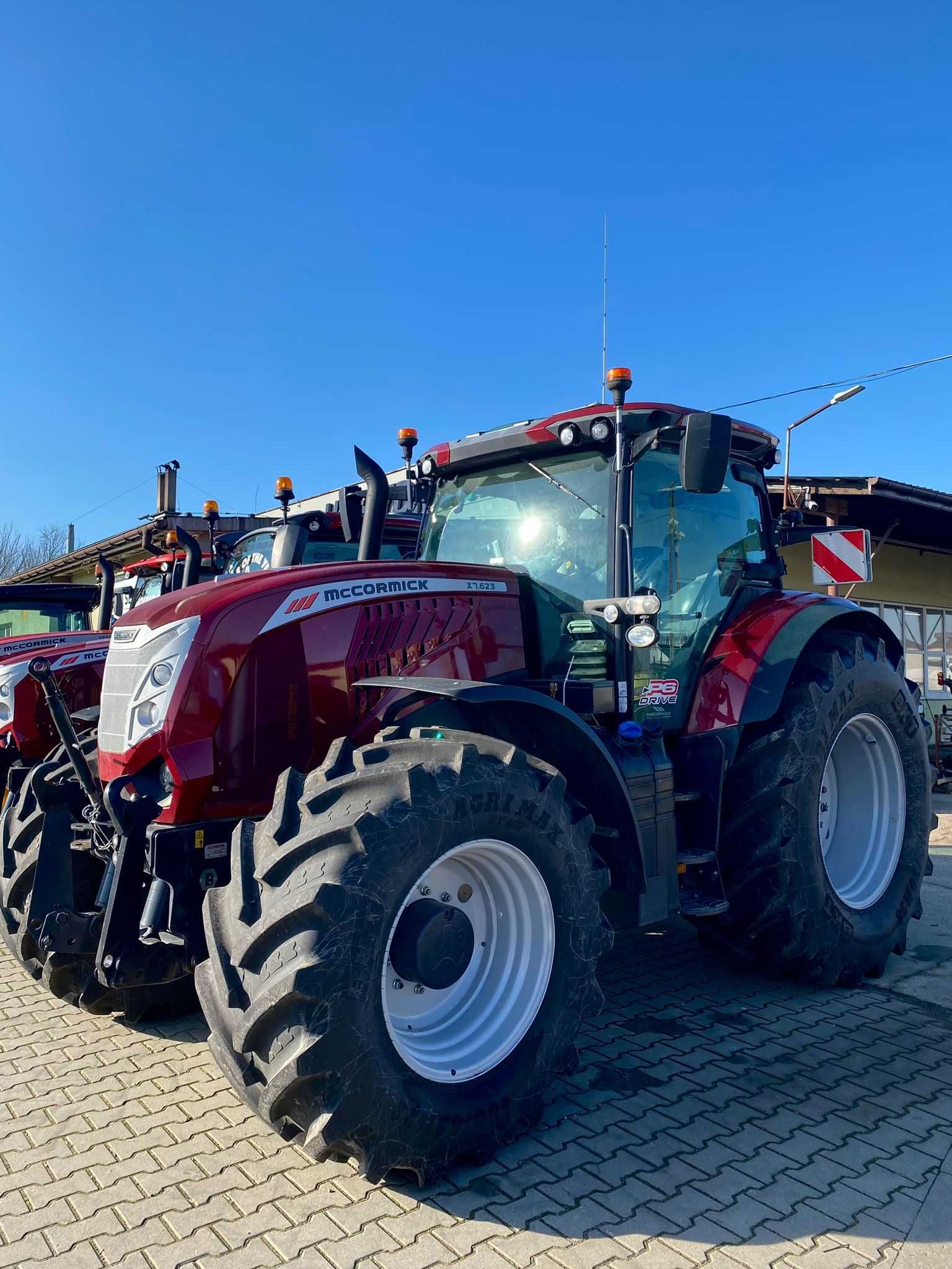 McCormick X7.623 DEMO P6-Drive maks. moc 240 KM Dostępny od ręki! 2022