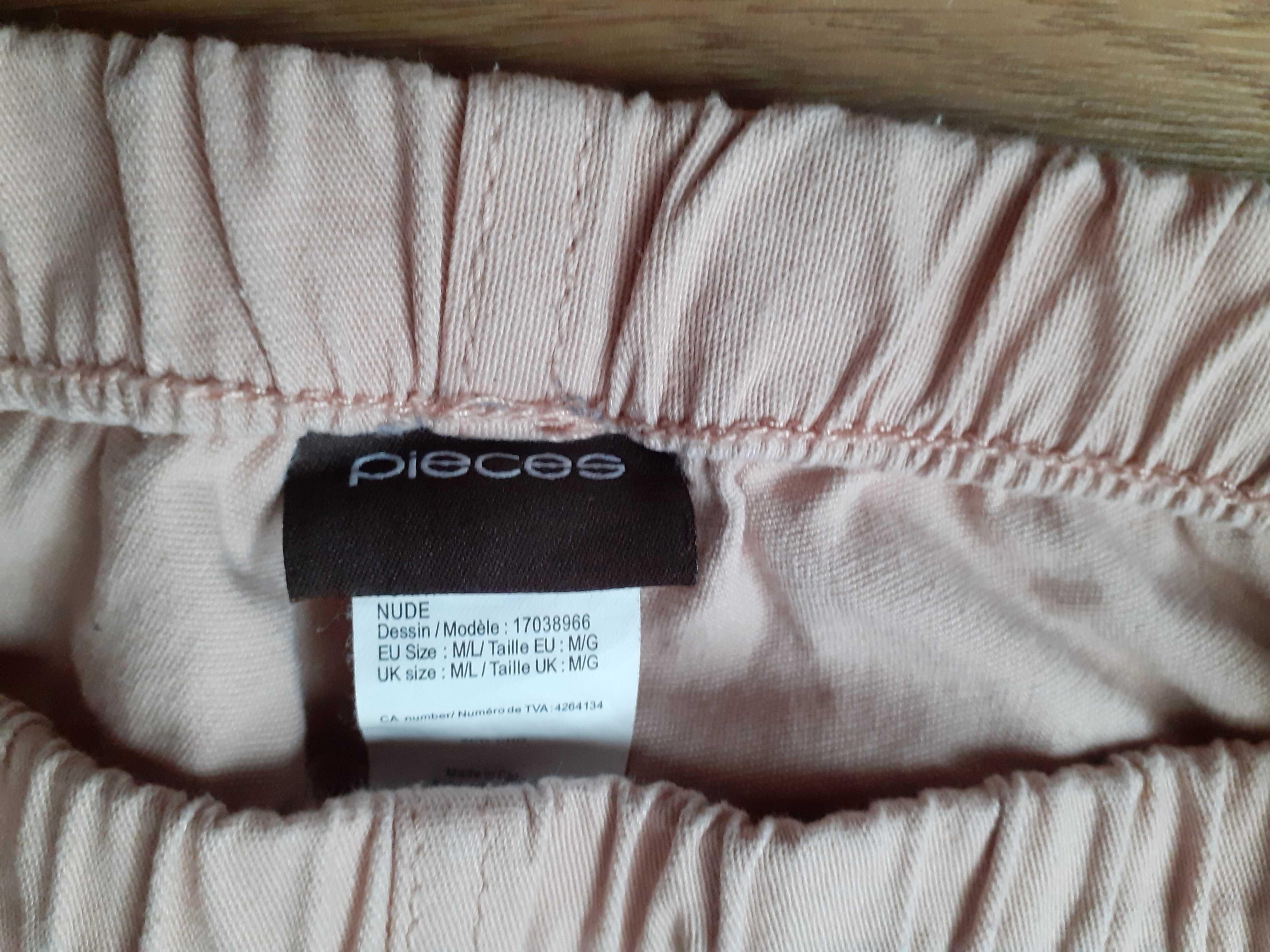 spodnie na gumce Pieces - 36/38, wąskie nogawki, jasne