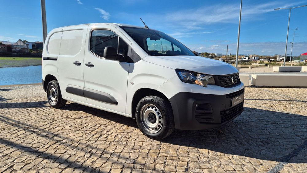 Peugeot Partner 1.5 BlueHDi Premium Standard