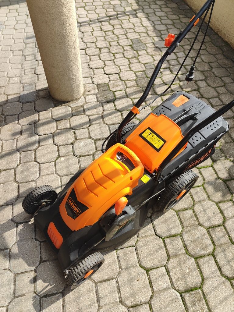 Sprzedam kosiarkę elektryczno