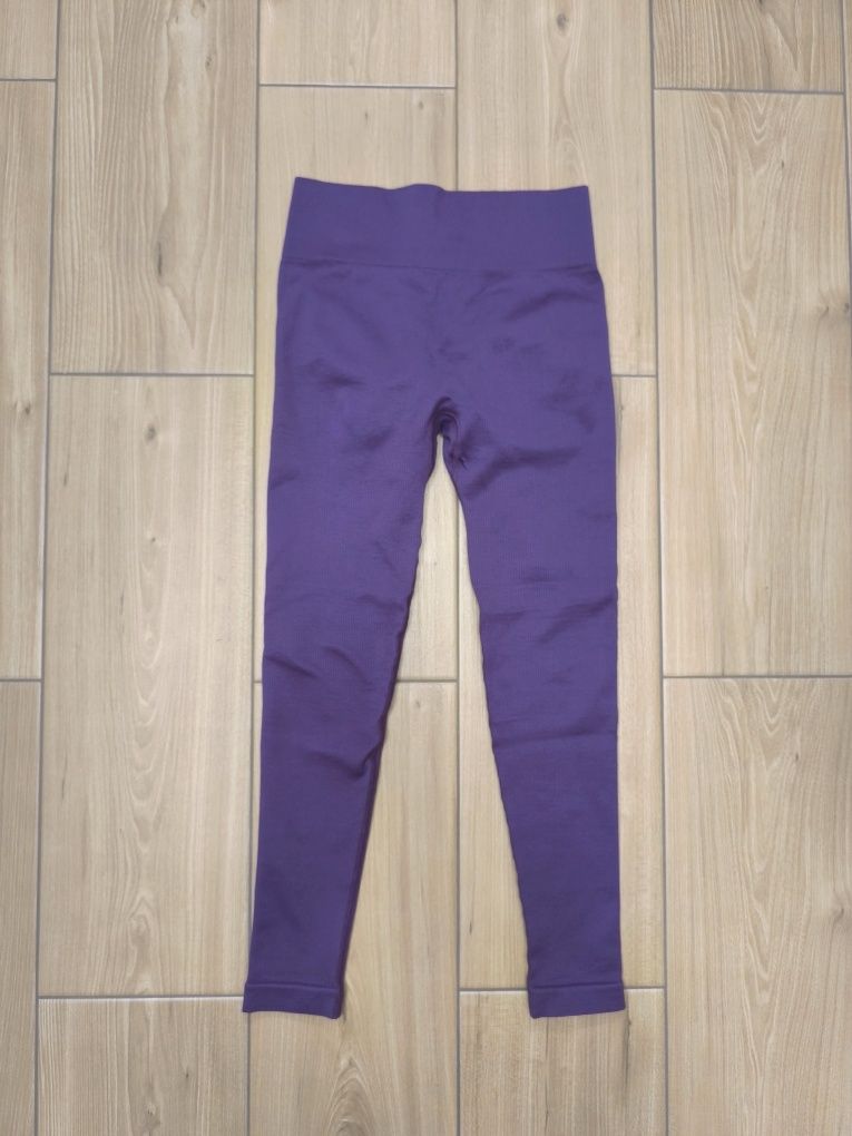 Legginsy prążkowane bezszwowe S/M nowe push up fiolet