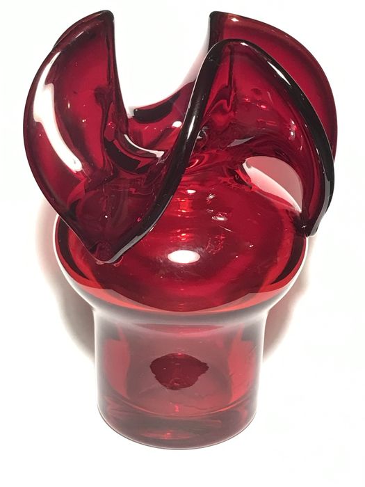 Szkło prl wazon osiolek Czesław Zuber czerwony