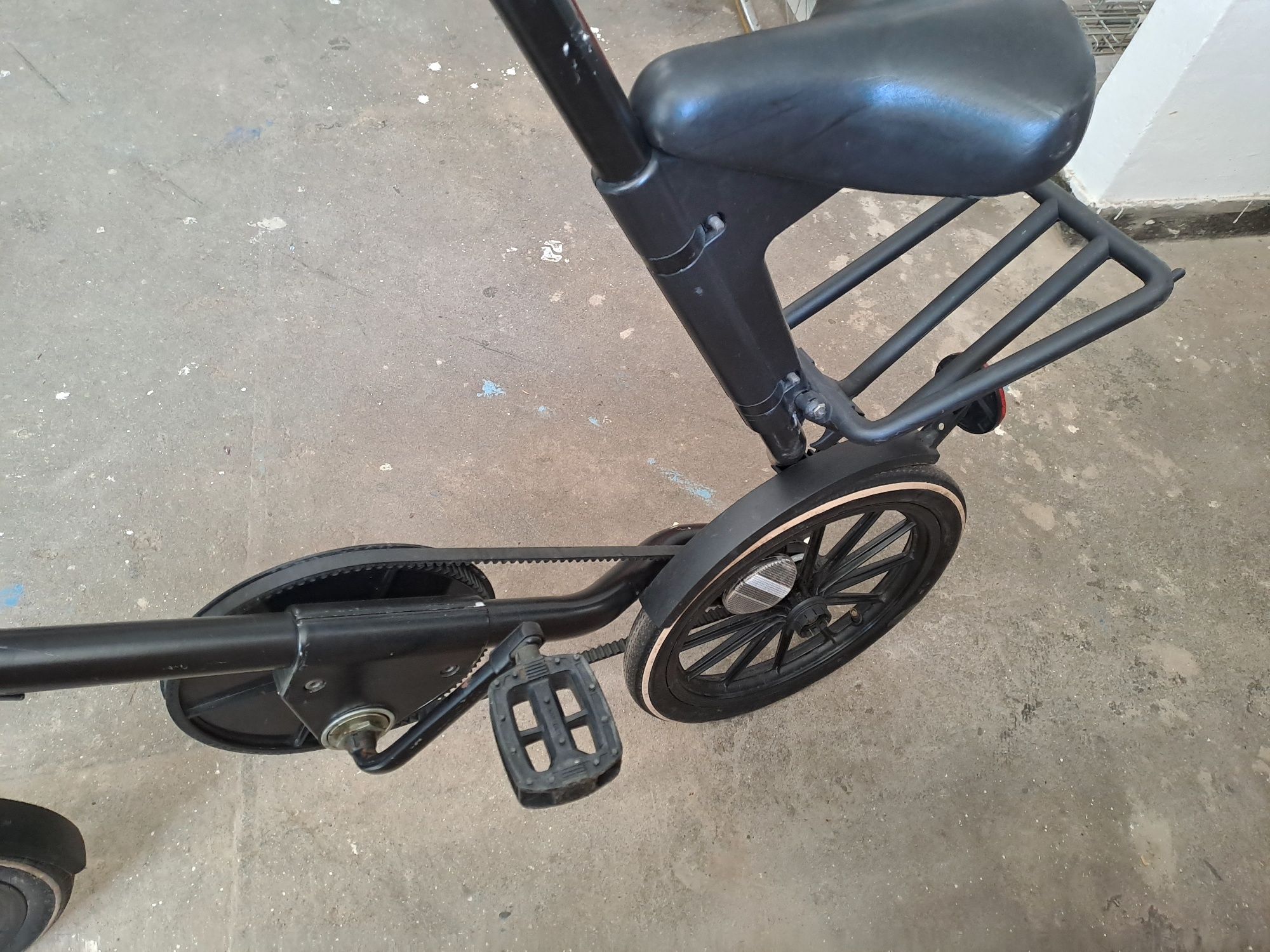 Bicicleta dobrável Strida