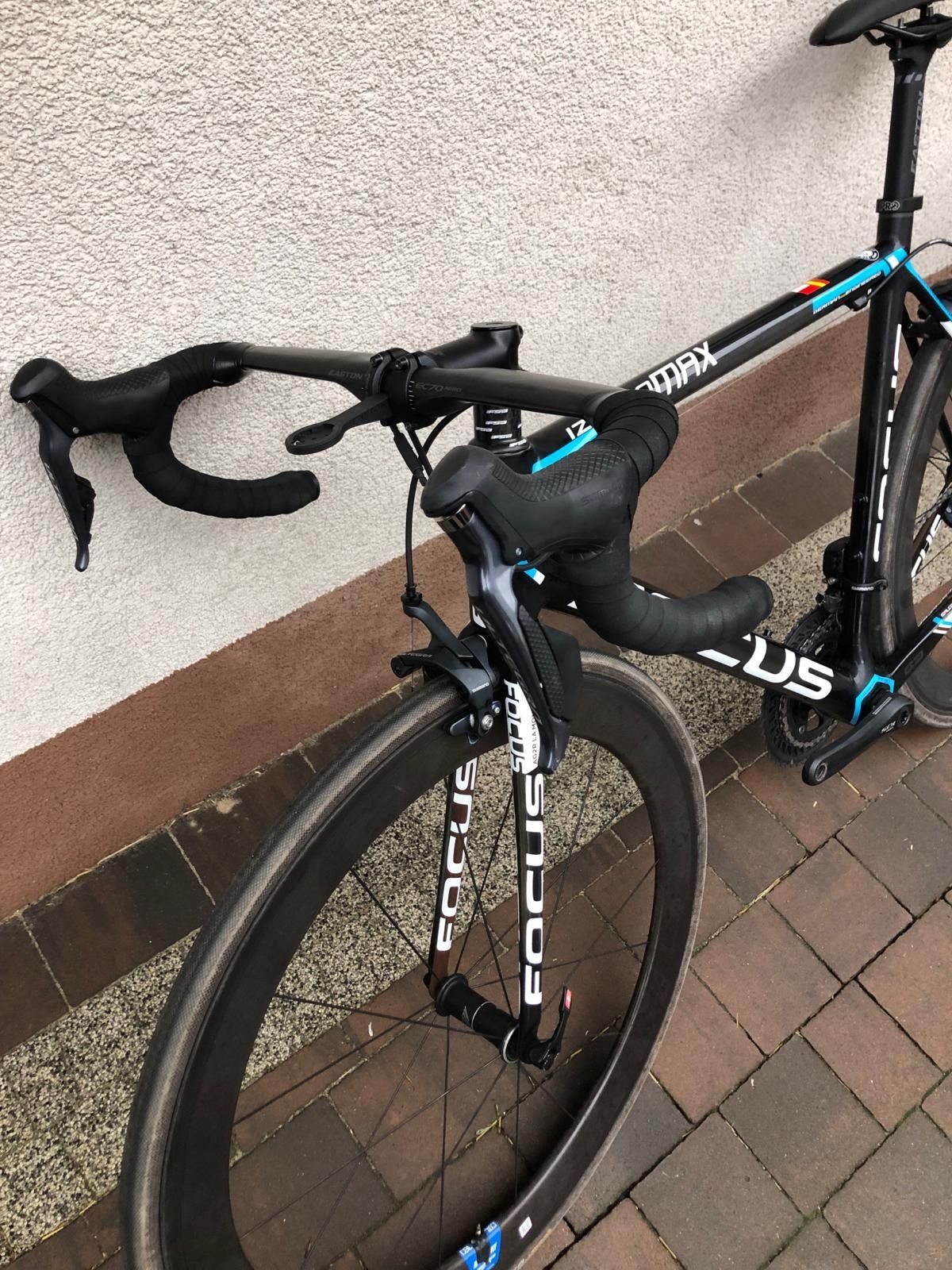 Focus Izalco Max 54. Ultegra di2. Koła Carbon.