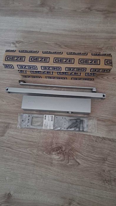 Samozamykacz Geze TS 5000