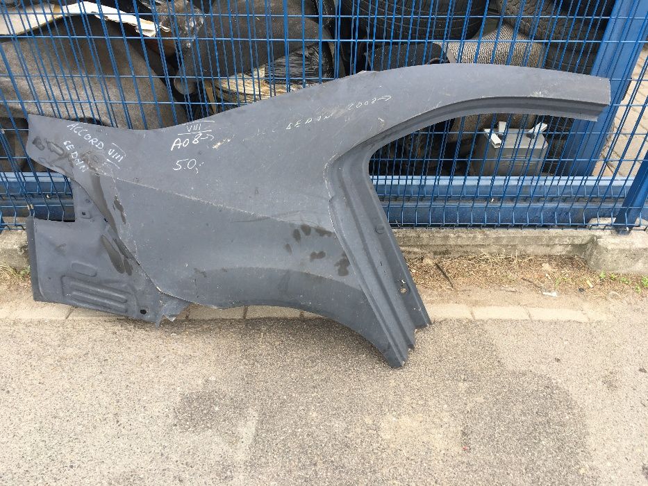 NOWY błotnik prawy tył - Honda Accord VIII z lat 2008- sedan
