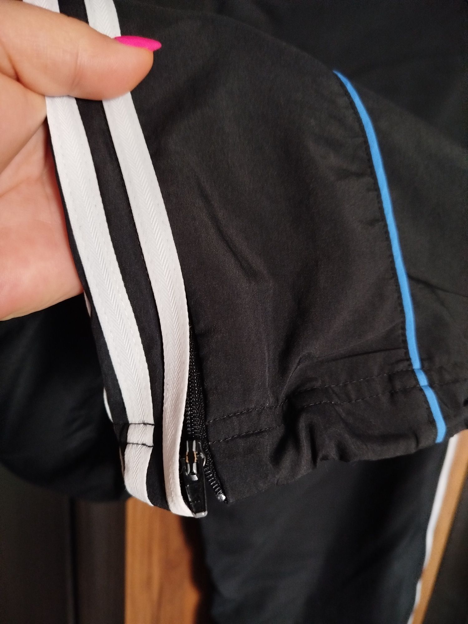 Spodnie sportowe męskie Adidas rozmiar M stan idealny