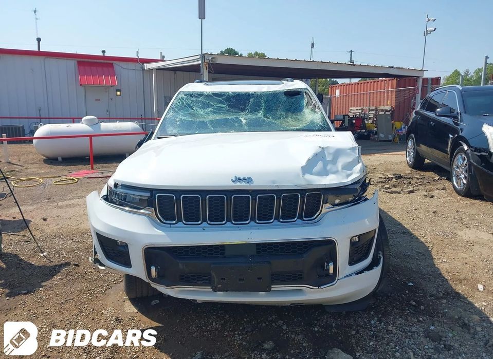 Jeep Grand Cherokee 3.6 v6 4x4 WL long 6 osobowy overland pneumatyka kamry360 oplacony