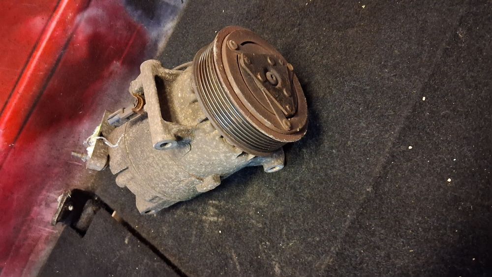 Компресор кондиціонера Nissan Qashqai j10 1.6 92600 jd000