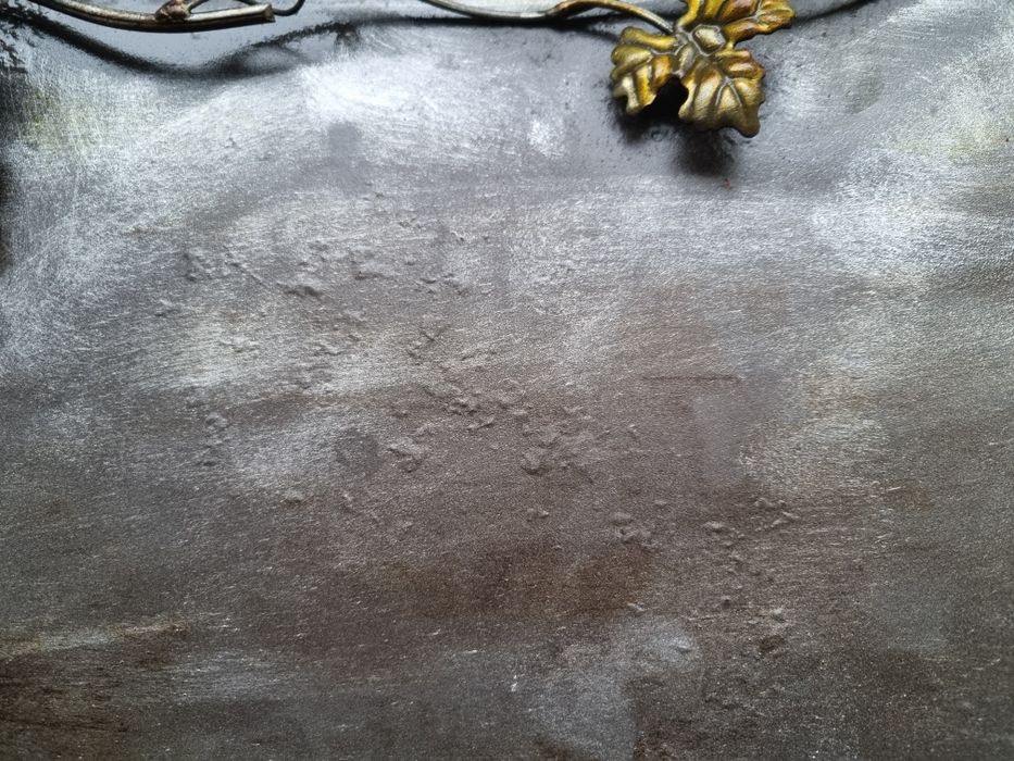 Поднос металлический  декоративный.