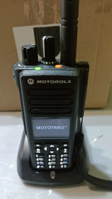 Радіостанція Motorola DP4801