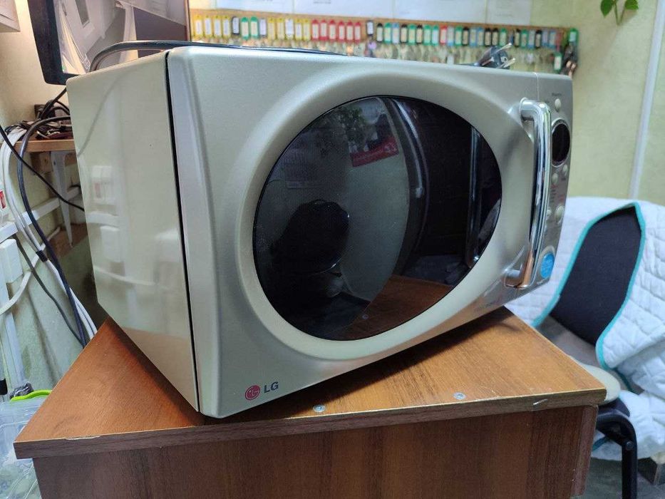 Мікроволнова піч LG MY-596G на запчастини