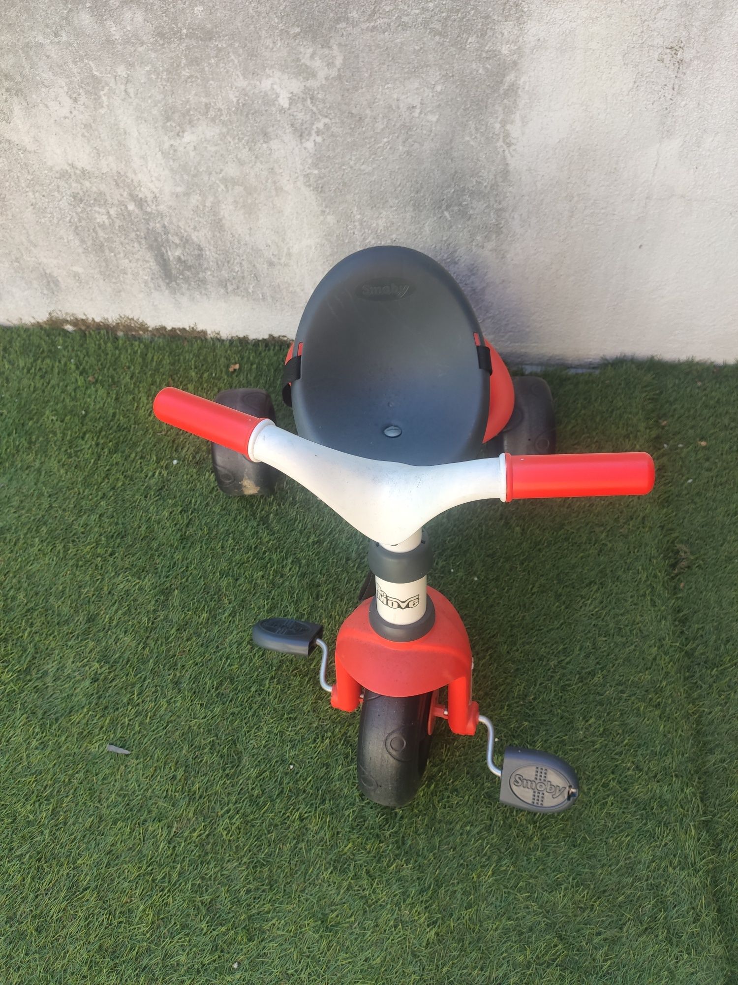 Triciclo para crianças