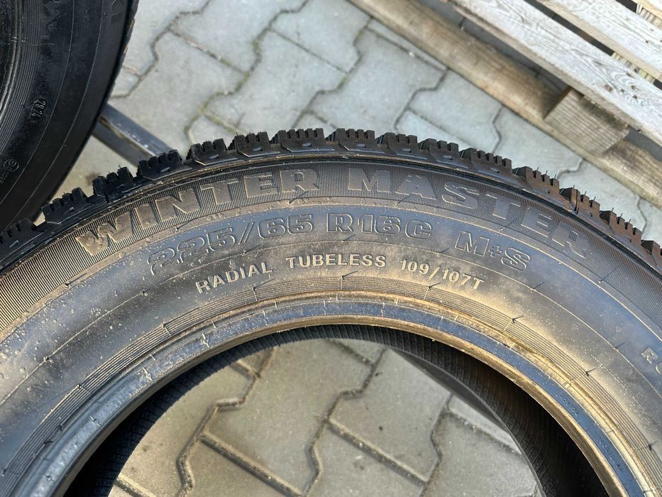 225/65r16C bieżnikowane zima zimowe DOT2024 do busa