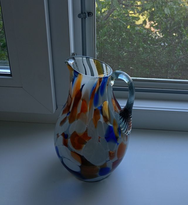 Глек із кольорового гутного скла, виробництво СРСР.  Ємність 1л