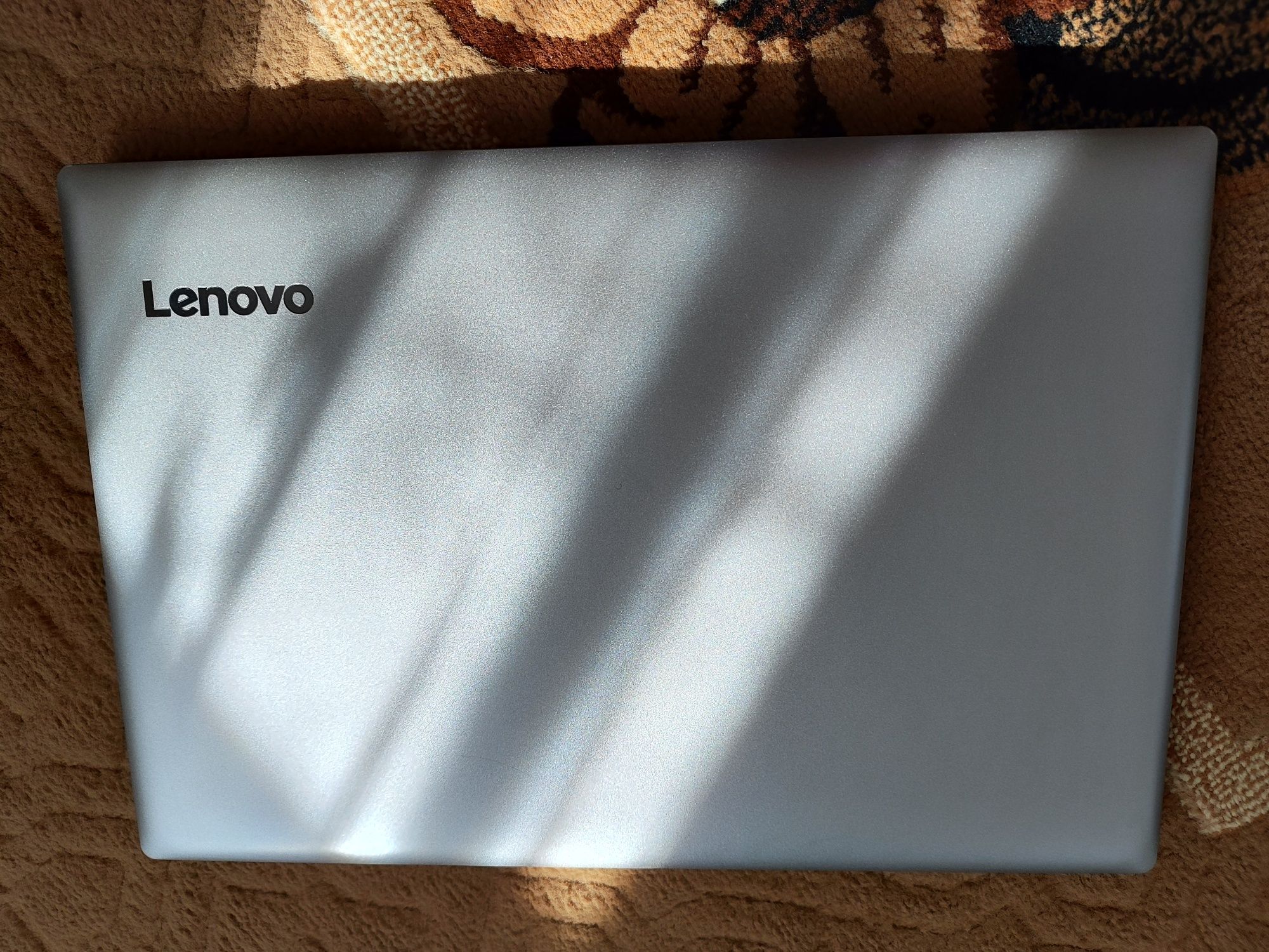 Продам ноутбук Lenovo IdeaPad 320-15IKB