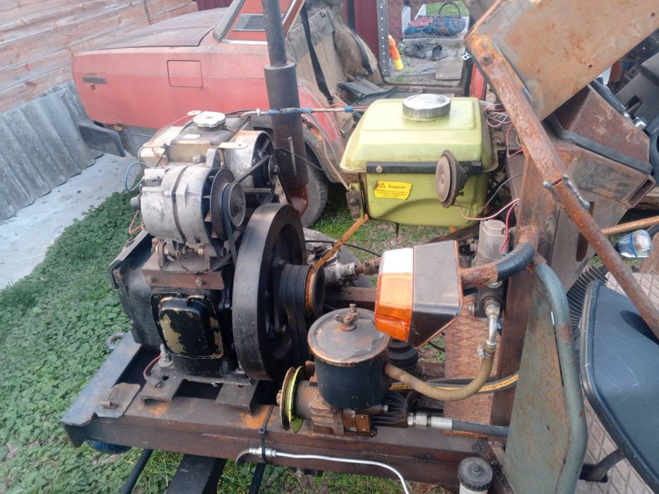 Продам трактор саморобни