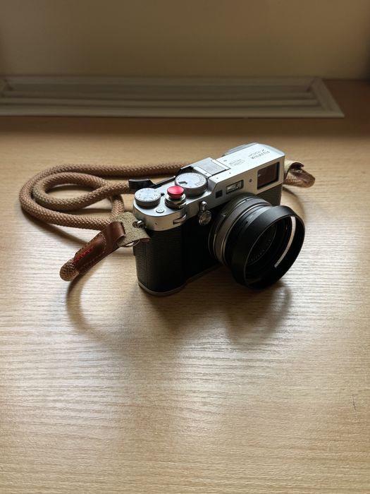 Fujifilm X100F srebrny, komplet, pudełko, dwie baterie Fuji X100F