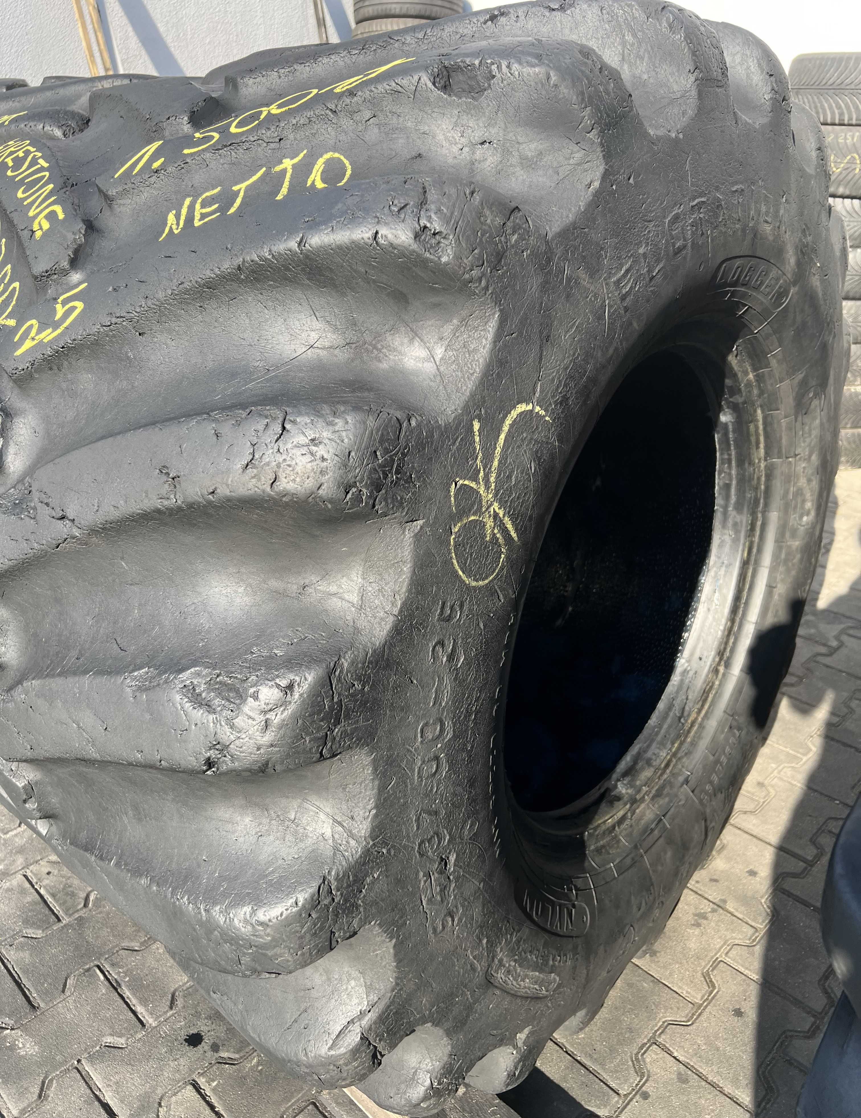 54x37.00-25 FIRESTONE Logger Flotation 23DT