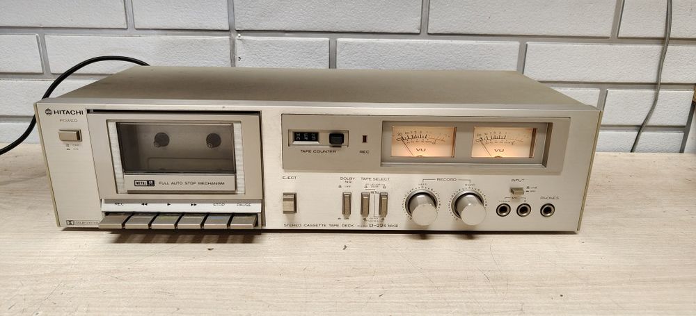 Magnetofon deck HITACHI D-22s MK II. Po serwisie