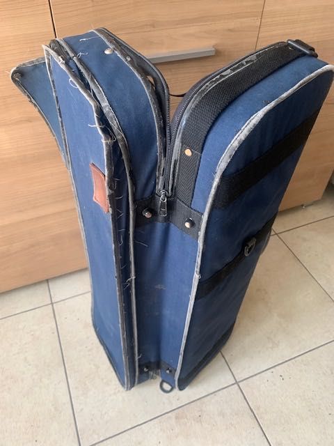 Futerał na skrzypce 4/4 twardy oldschool starszego typu 78x24x17  GEWA