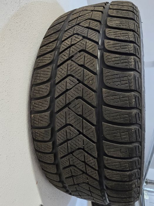 Opony zimowe 17x45x225