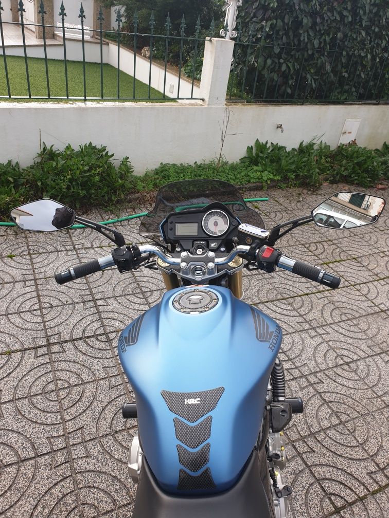 Honda hornet 600 poucos klms