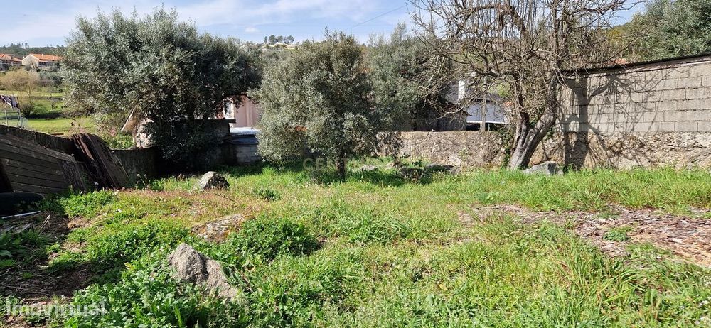 Terreno urbano para construção de moradia isolada