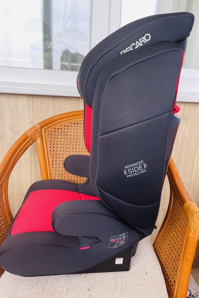 Автокрісло  Recaro Monza Nova Evo SeatFix