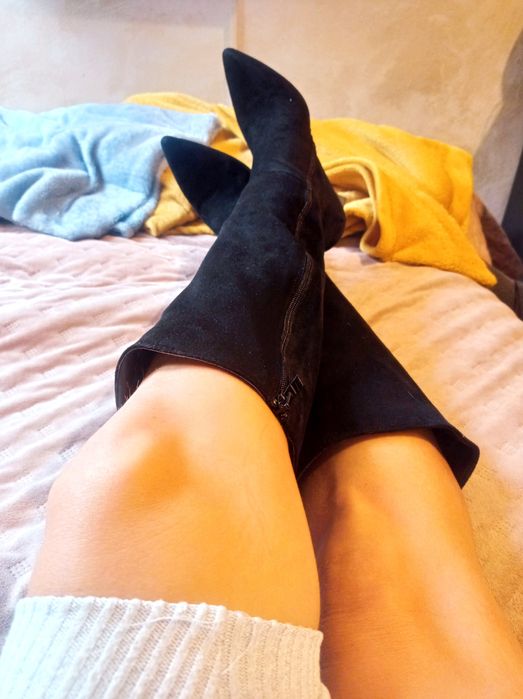 Zamszowe kozaki na obcasie. Casu, r. 37