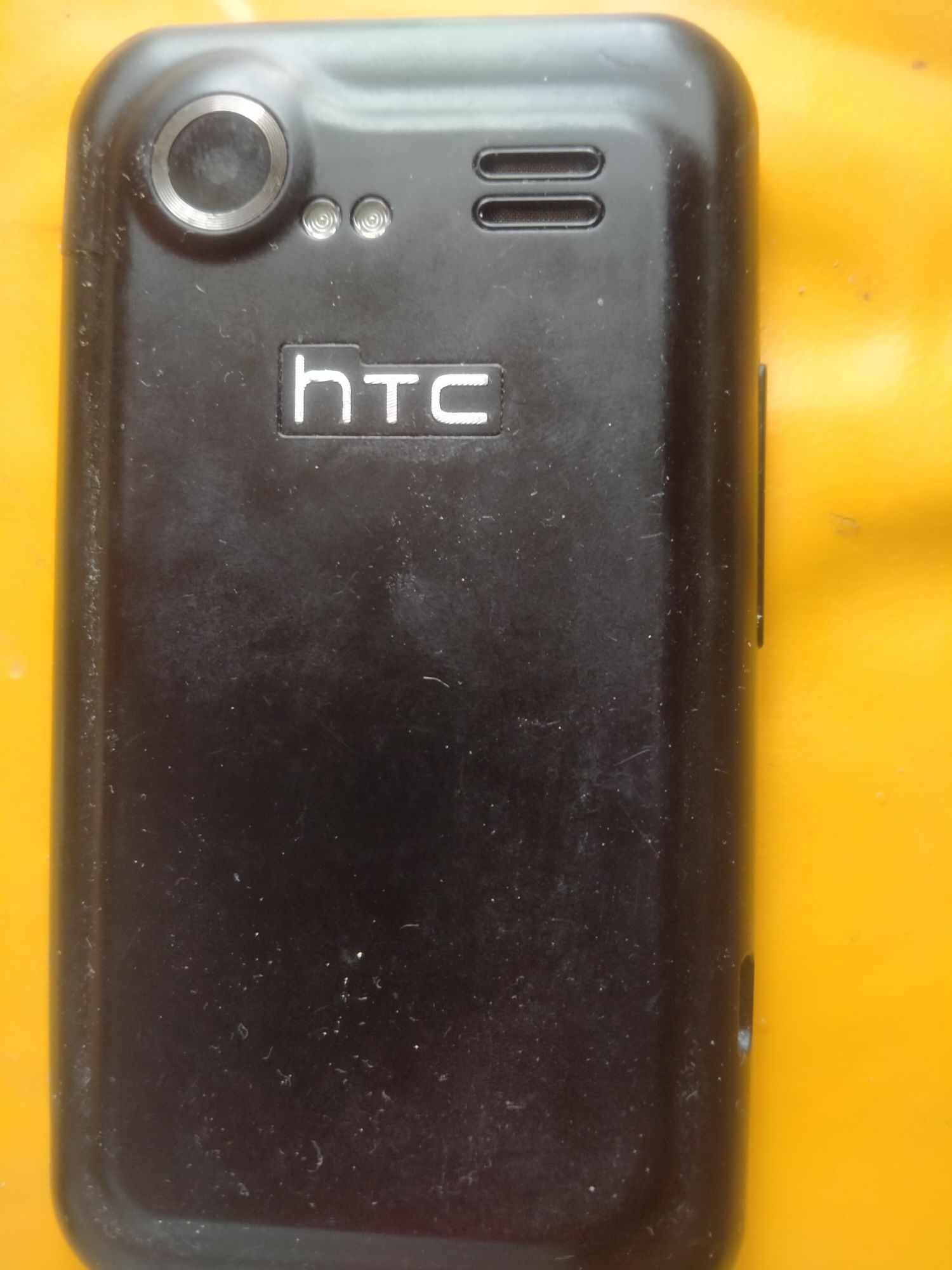 Телефон  HTC  бу