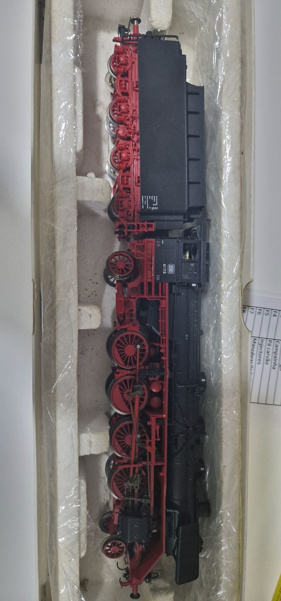 Locomotivas carvão  digitais sons reais e fumo novas em caixa.