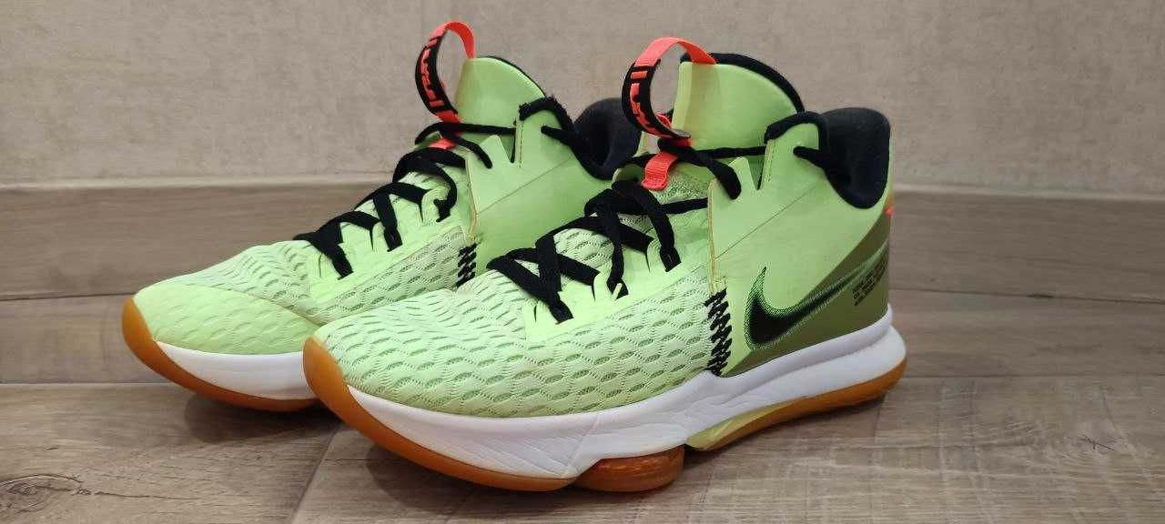 Nike Lebron Witness V Volt Lime Glow Bright Green