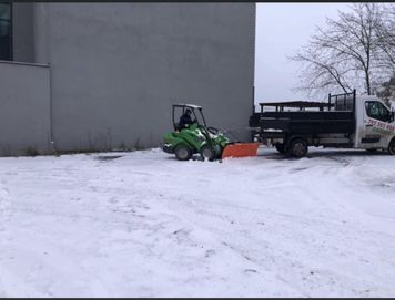 Odśniezanie dachów, parkingów, chodników, wywóz śniegu Poznań