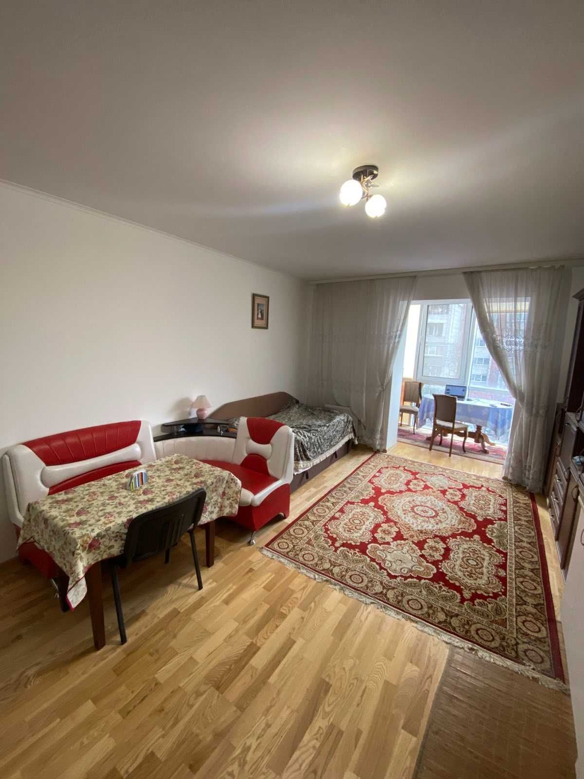 Продаж 1-кім. квартири з великою кухнею-студіо вул. Пулюя, Новобуд
