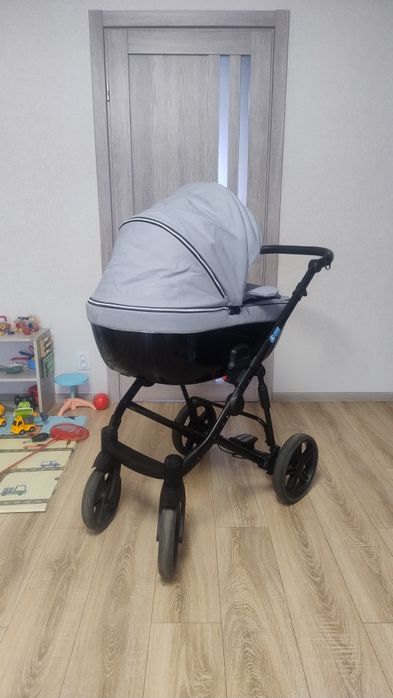 Коляска, візок дитячий