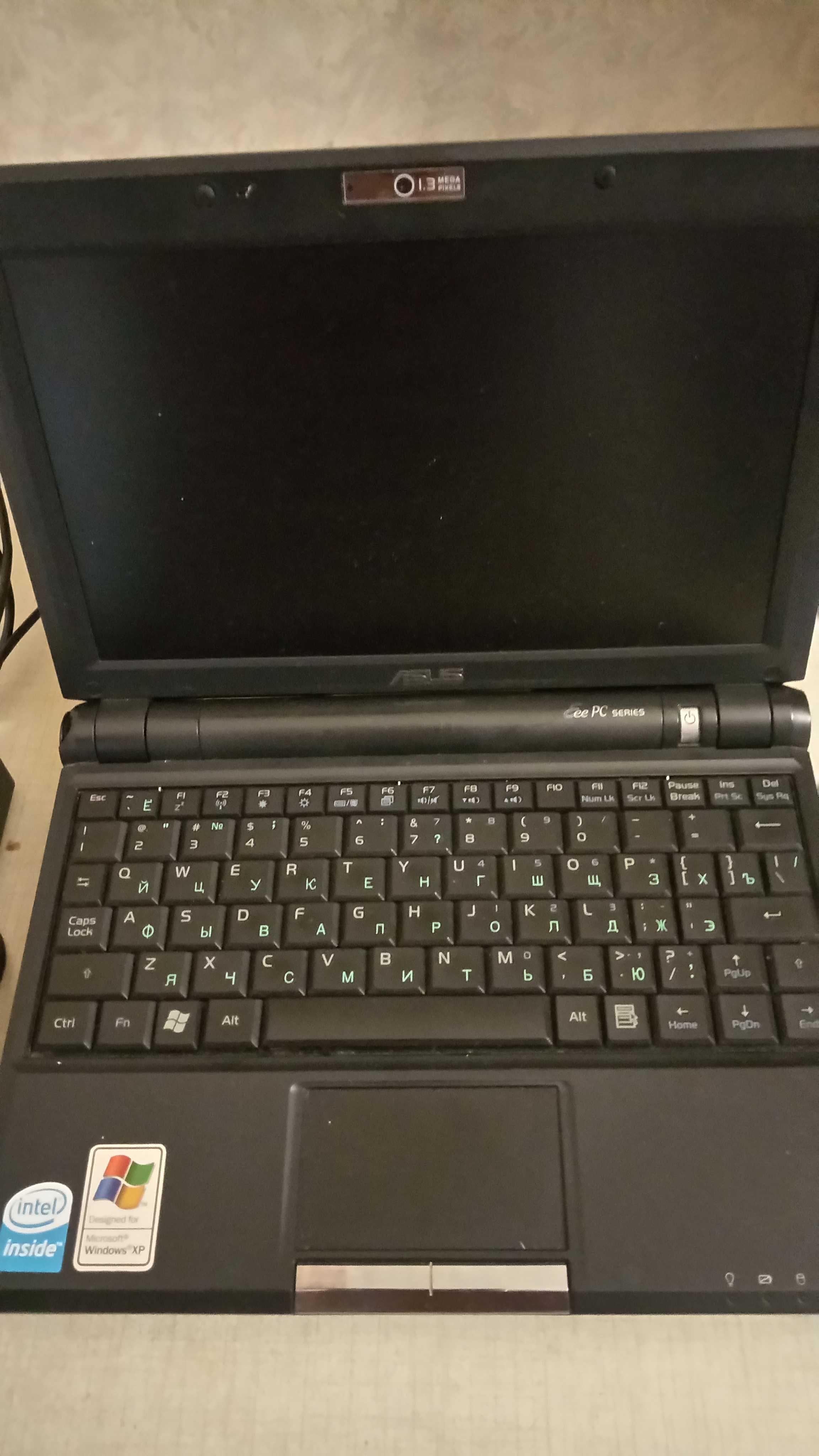 Нетбук ASUS Eee PC 900 (экран 8.9 ")