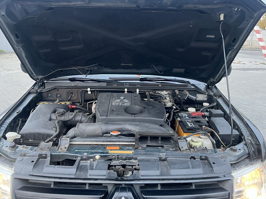 Mitsubishi Pajero Wagon 2007 рік 3.2 дизель МЕХАНІКА