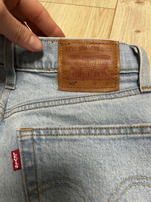 Якісний джинс на високій посадці в розмірі s