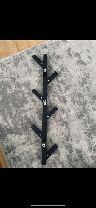 Wieszak pionowy czarny 78 cm nowy