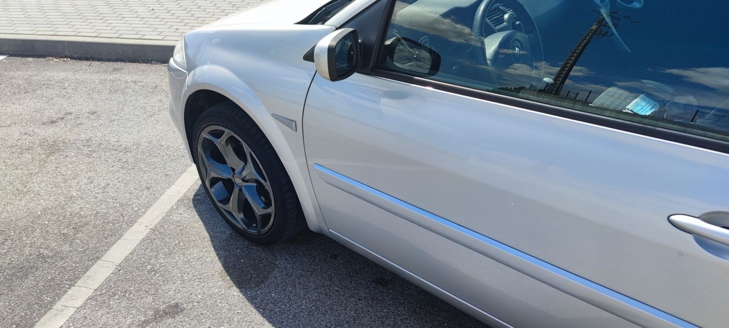 Renault Megane Fase 2  Comercial ANO  2008