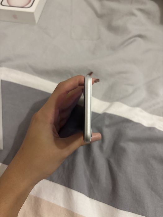 iPhone SE (2020)